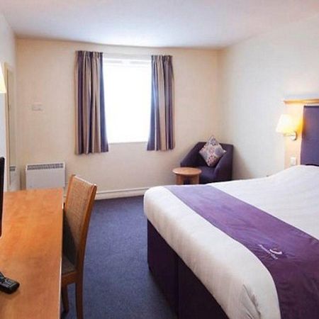 Premier Inn Kilmarnock Ngoại thất bức ảnh